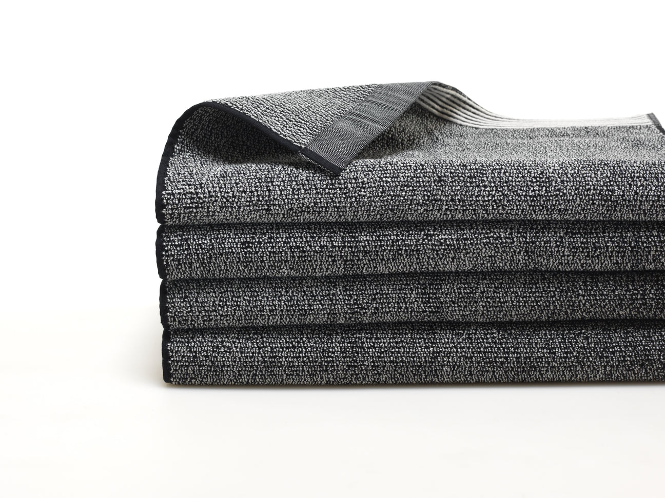 Spicy Black & White Towel. 20x36 1