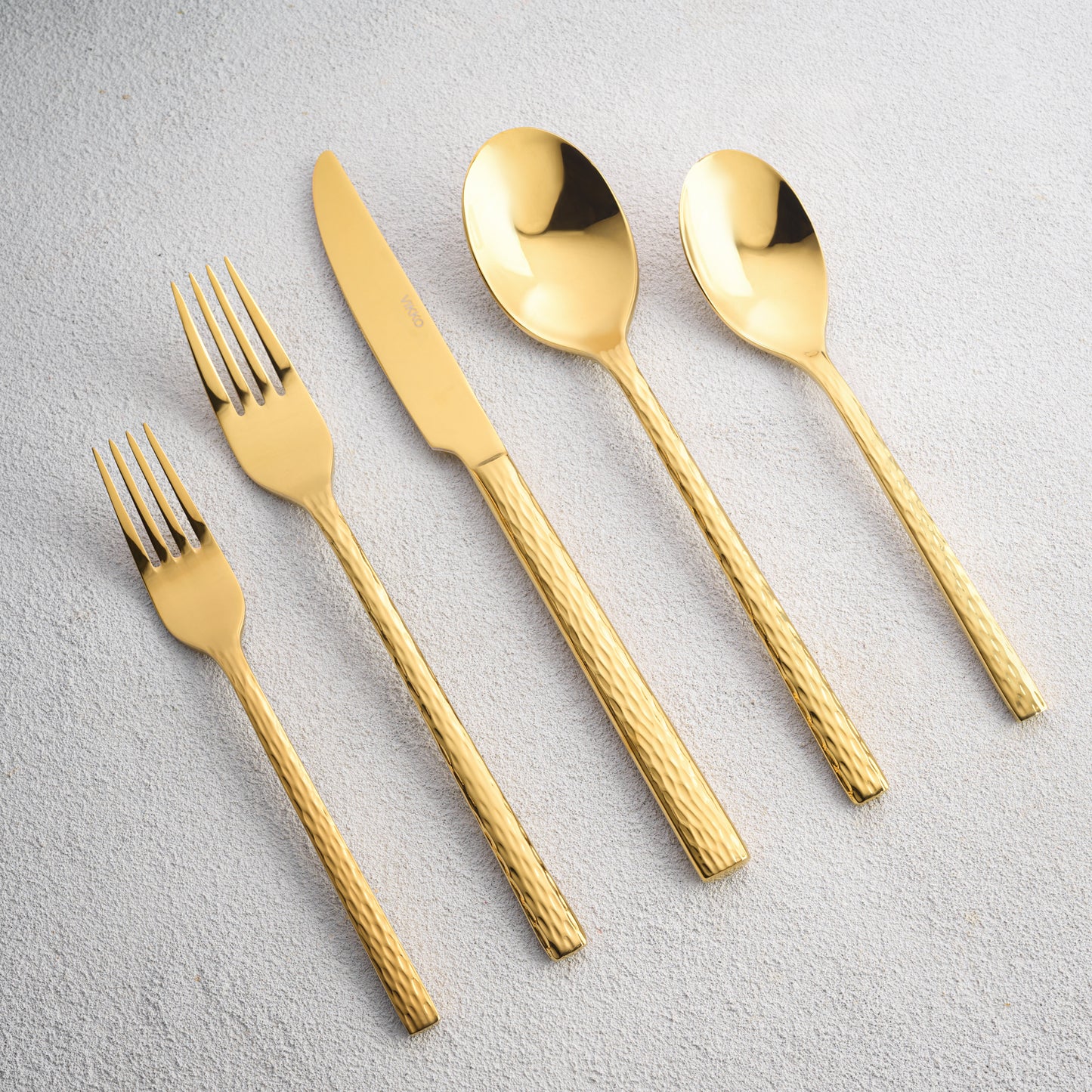 Vikko Adore Shiny Gold 18/10 S''S 20 Pc. Flatware Set