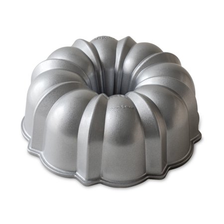 Nordic Ware Bundt Pan Original