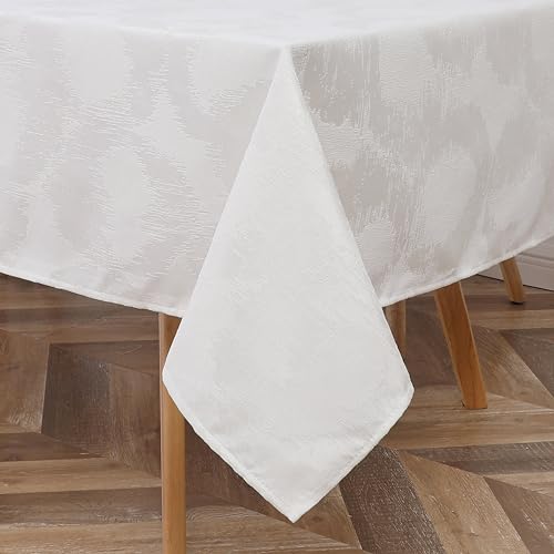 Majestic Tablecloth, Chenille Circle-White