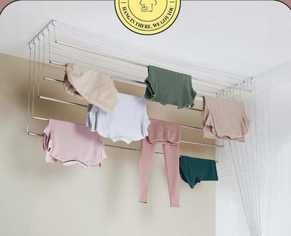 4 ft Laundry hanging Rack, w. screw connector rods 1