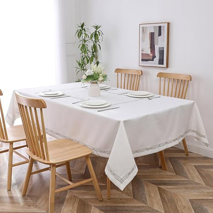 Majestic Tablecloths (70"X120", Linen Look White Center Gold Square)