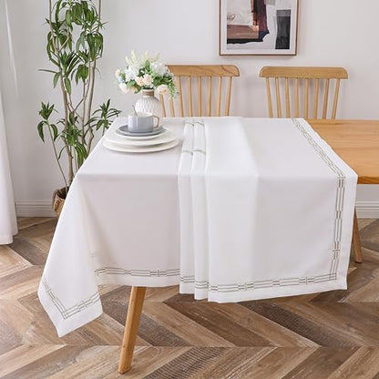 Majestic Tablecloths (70"X120", Linen Look White Center Gold Square)