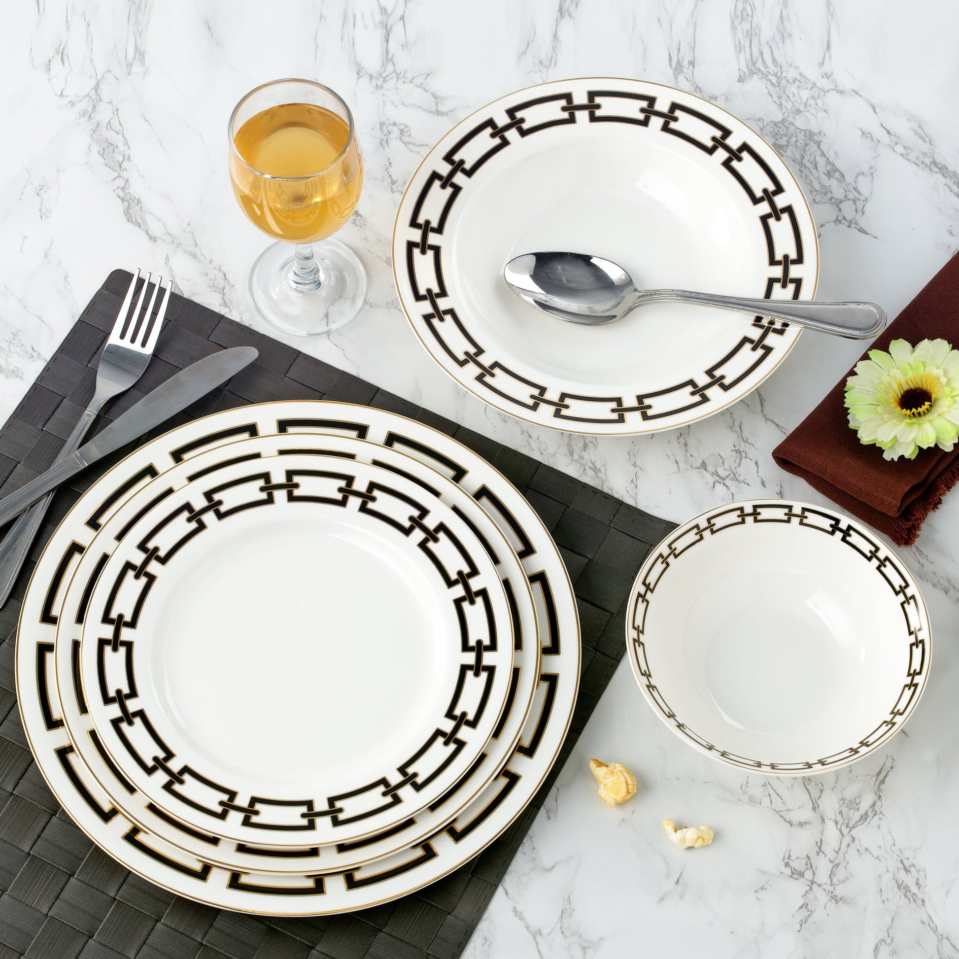 Abbey Black Chain With Gold Bone China 20PC Set 5