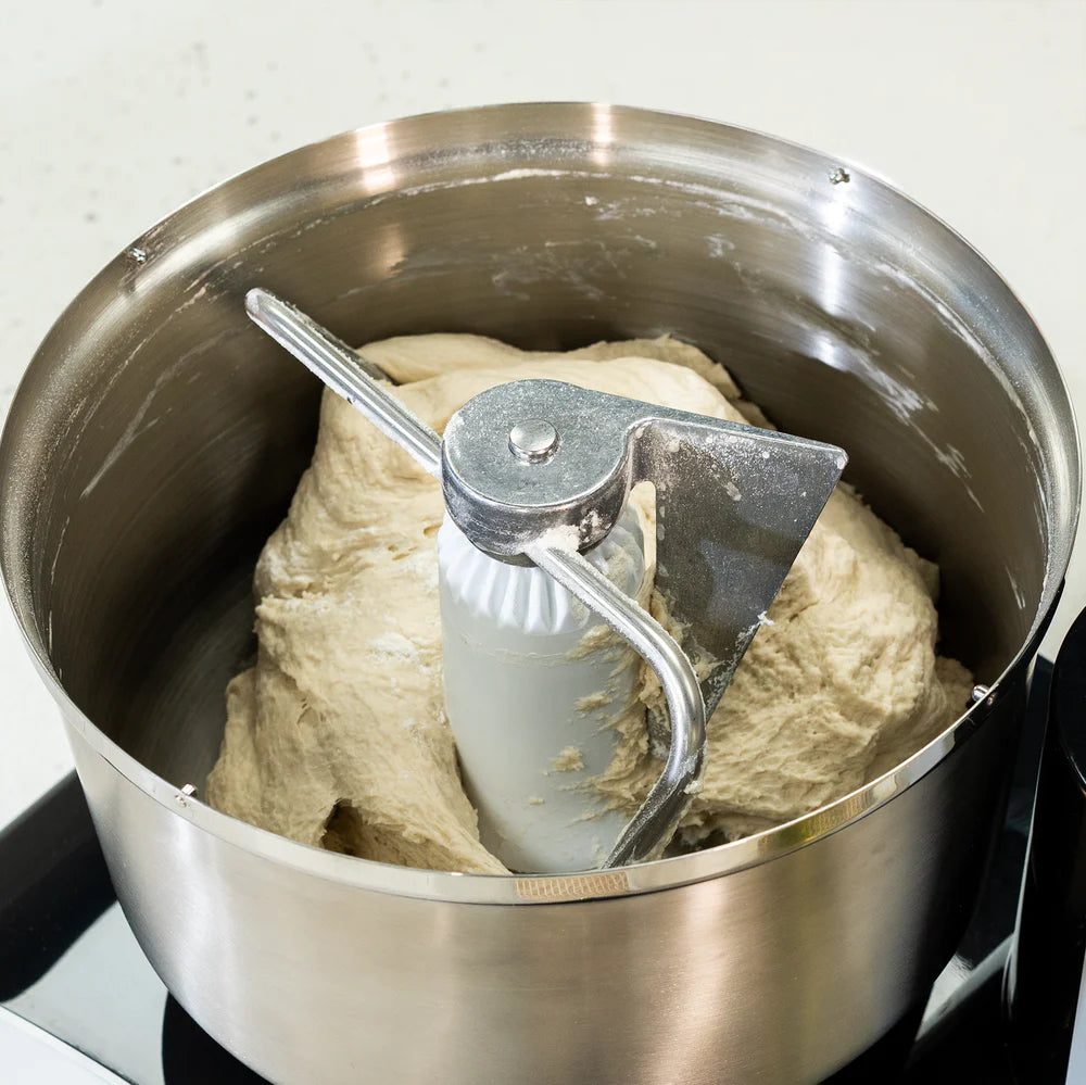 Bosch Machine With Metal Bowl 11