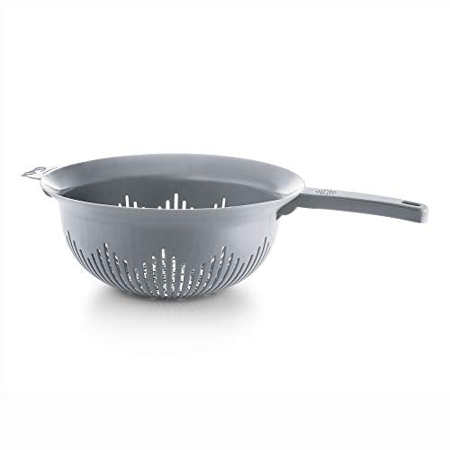 Large Strainer With Handle Grey 1
