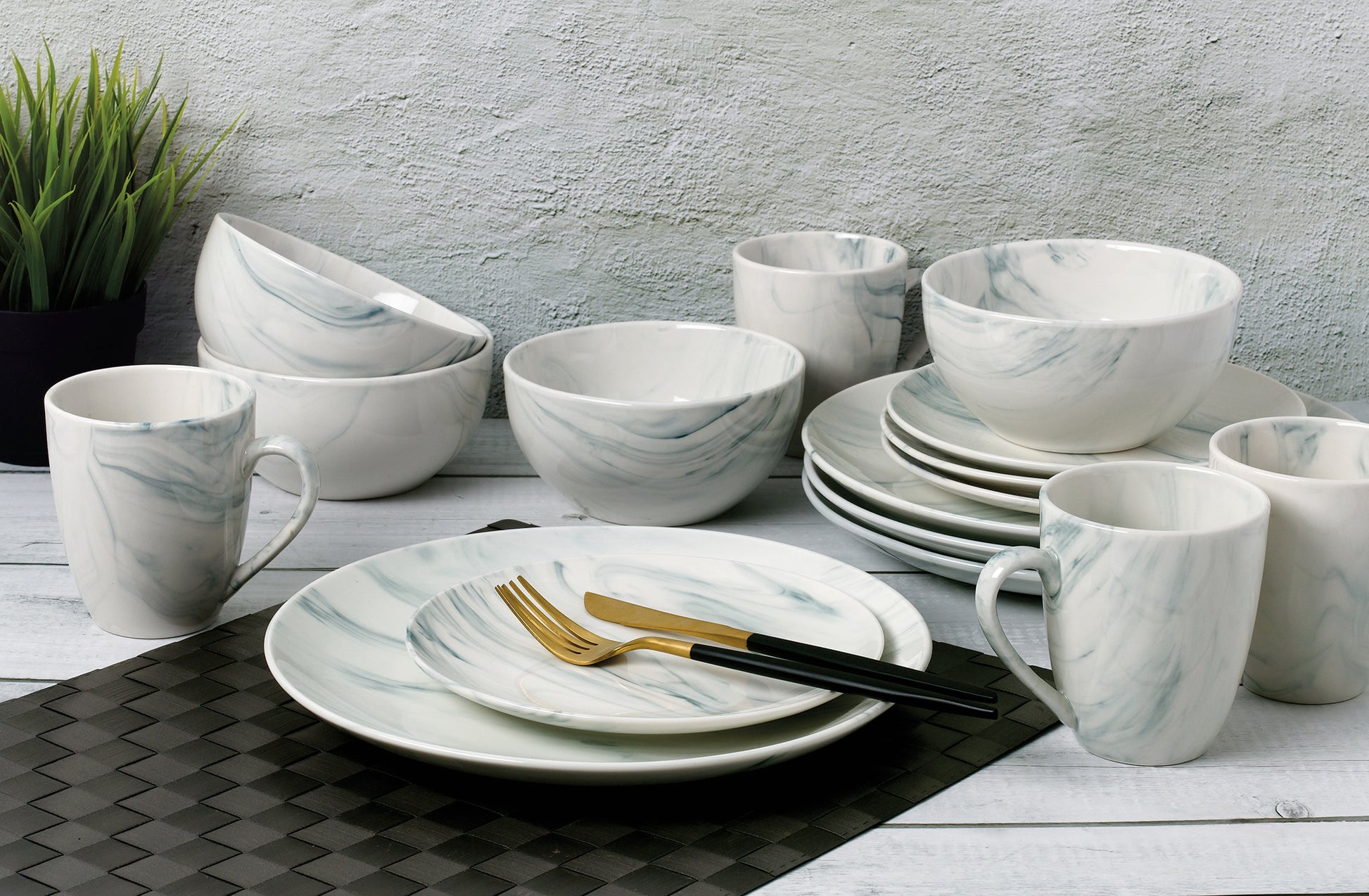 Lorren Hone Trends 16 Piece Porcelain Grey Marble Set 5