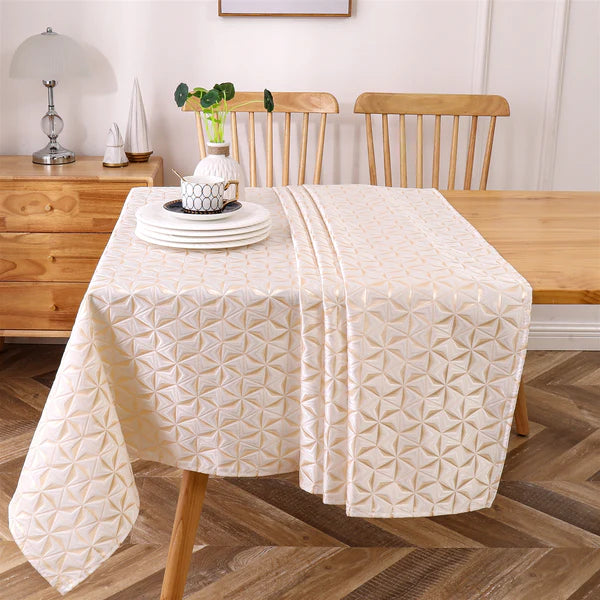 Majestic Tablecloths, Exquisite Gold 4