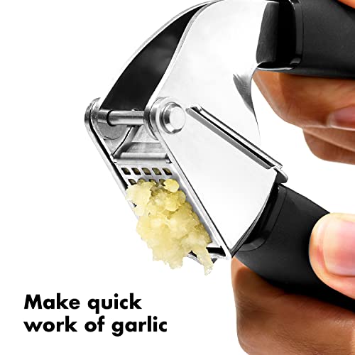 OXO Garlic Press 4