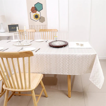 Majestic Tablecloths, Zigzag Gold