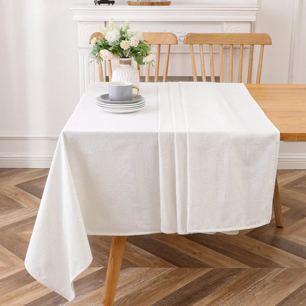 Majestic Tablecloths, Rotunda White