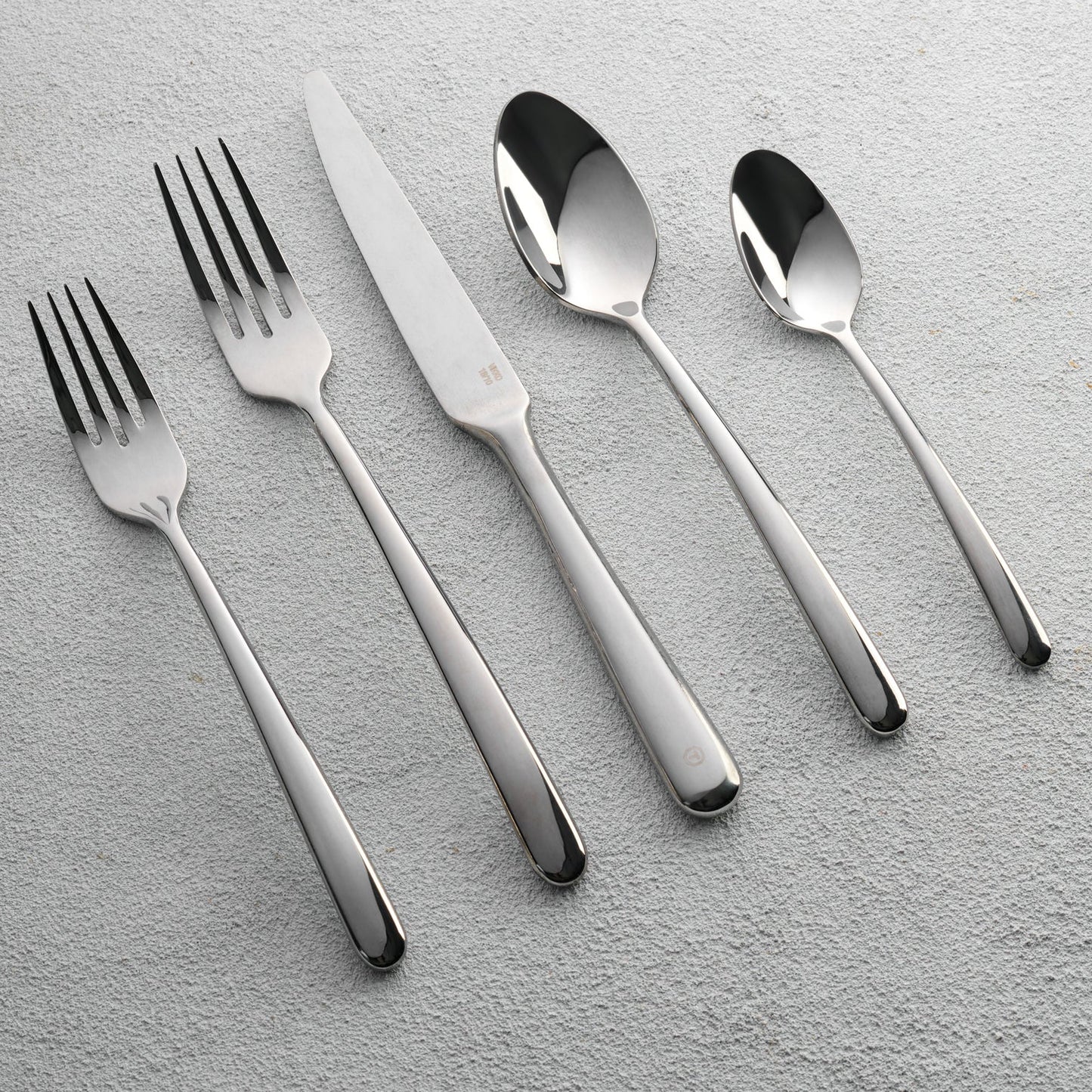 Vikko Opal Shinny Silver 18/10 SS 20 Pc Flatware Set