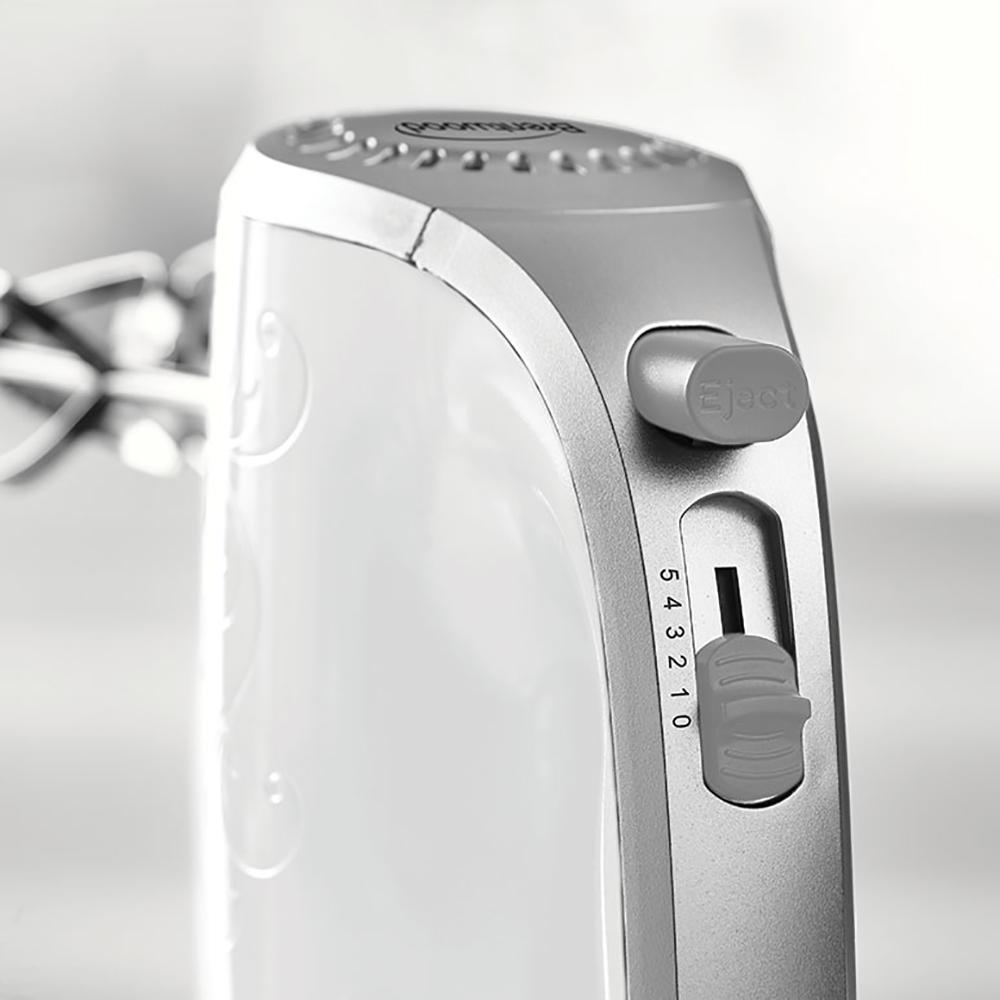 Brentwood 5 Speed Hand Mixer White